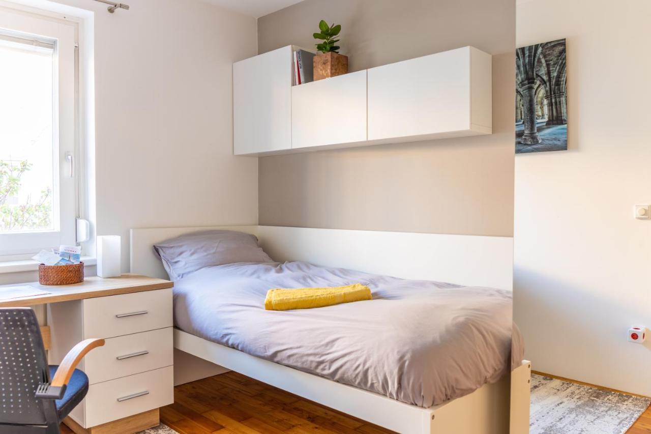 Town House Near Metro & Vienna City Center Zewnętrze zdjęcie