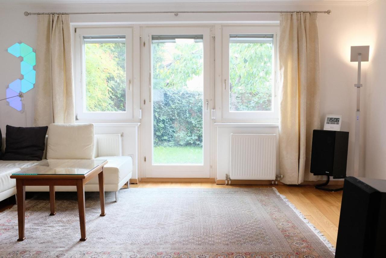 Town House Near Metro & Vienna City Center Zewnętrze zdjęcie