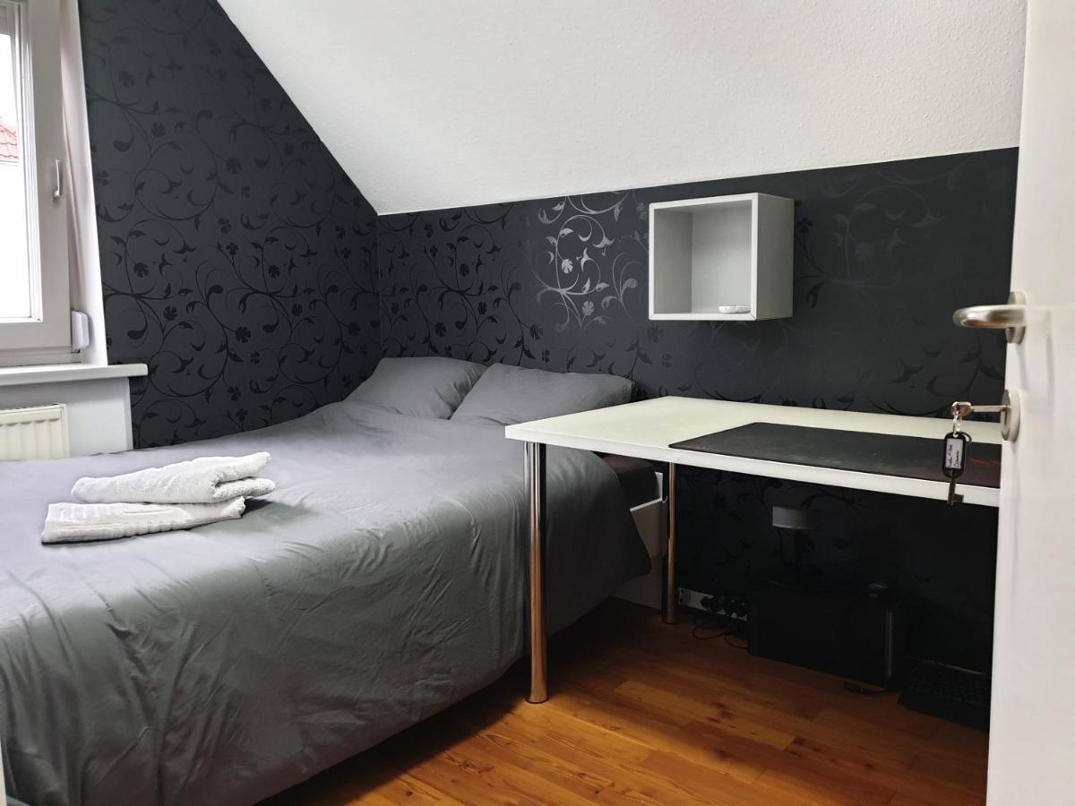 Town House Near Metro & Vienna City Center Zewnętrze zdjęcie