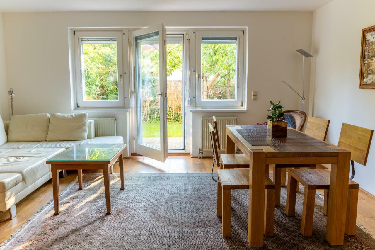 Town House Near Metro & Vienna City Center Zewnętrze zdjęcie
